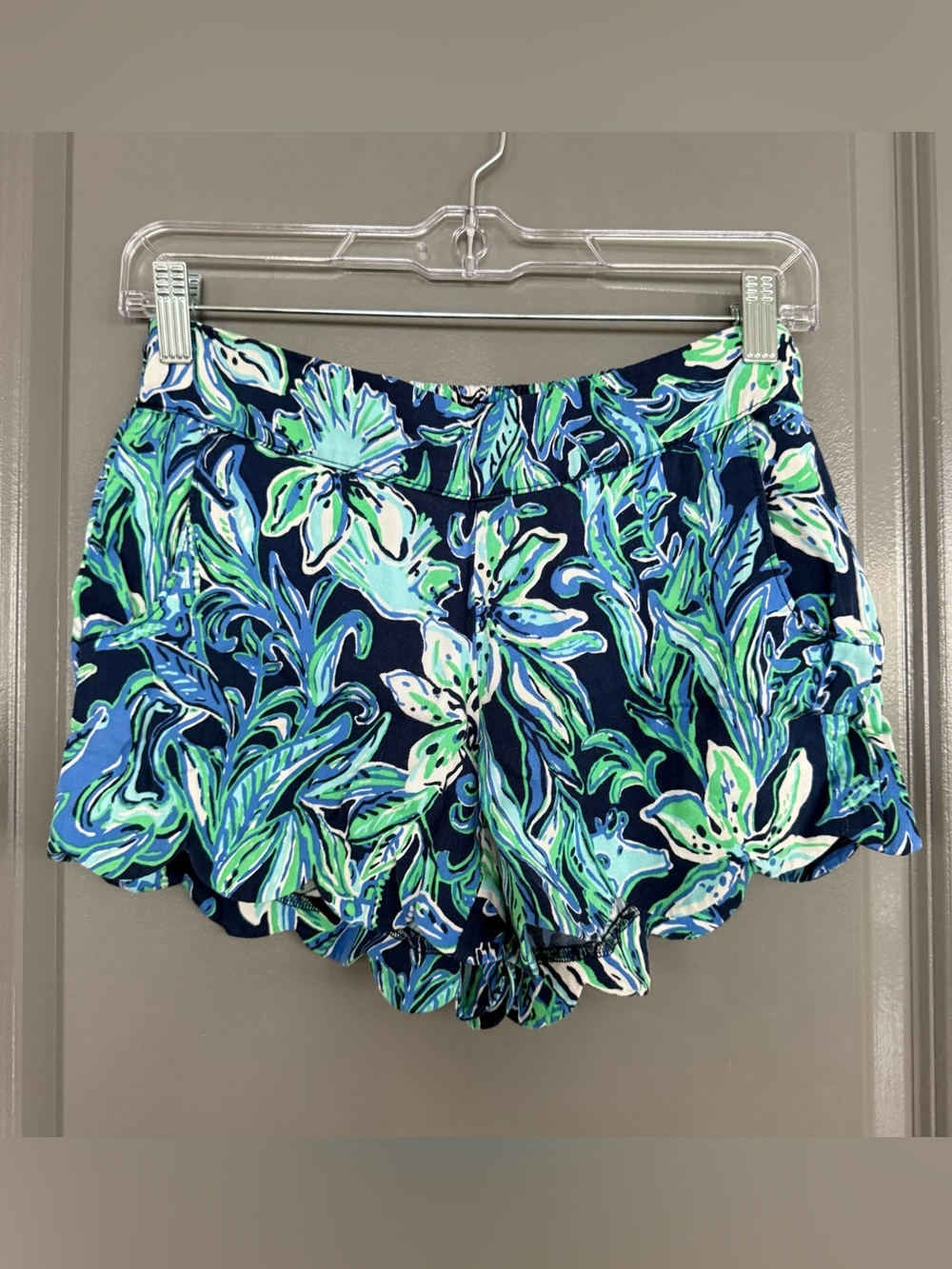 Lilly Pulitzer Take It or Leaf It Dahlia Pull On Shorts Size XS